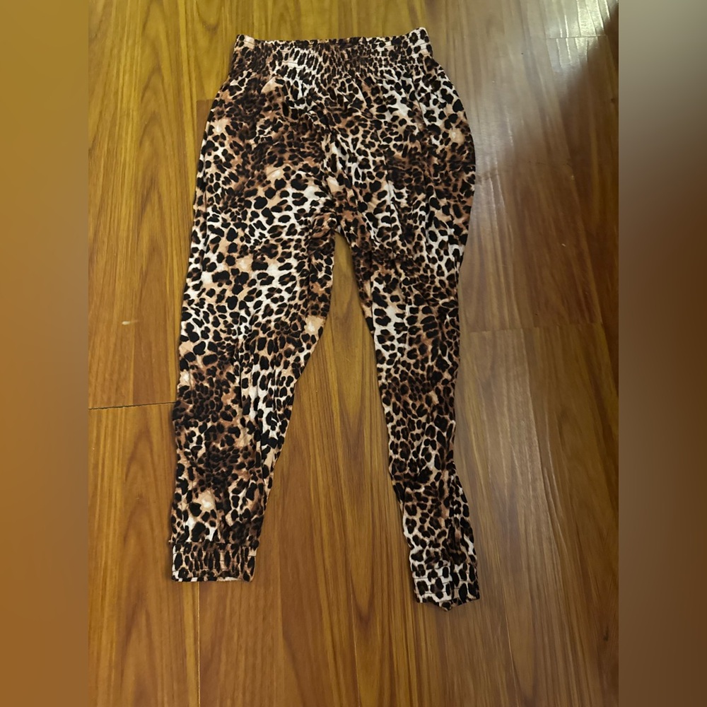 Leopard Print Leggings size small women’s